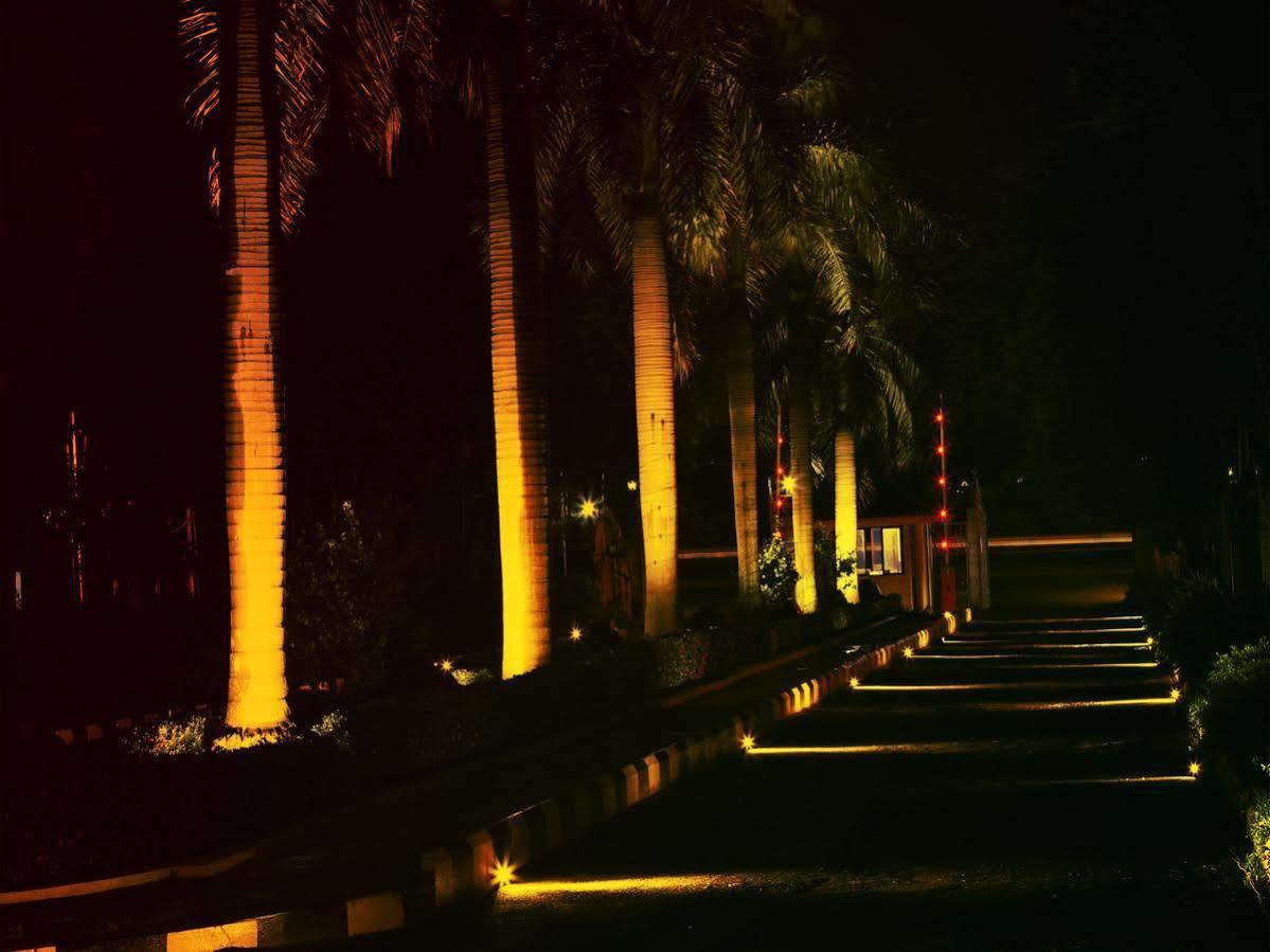 Pleasant Days Resort Chembarambakkam Lake المظهر الخارجي الصورة